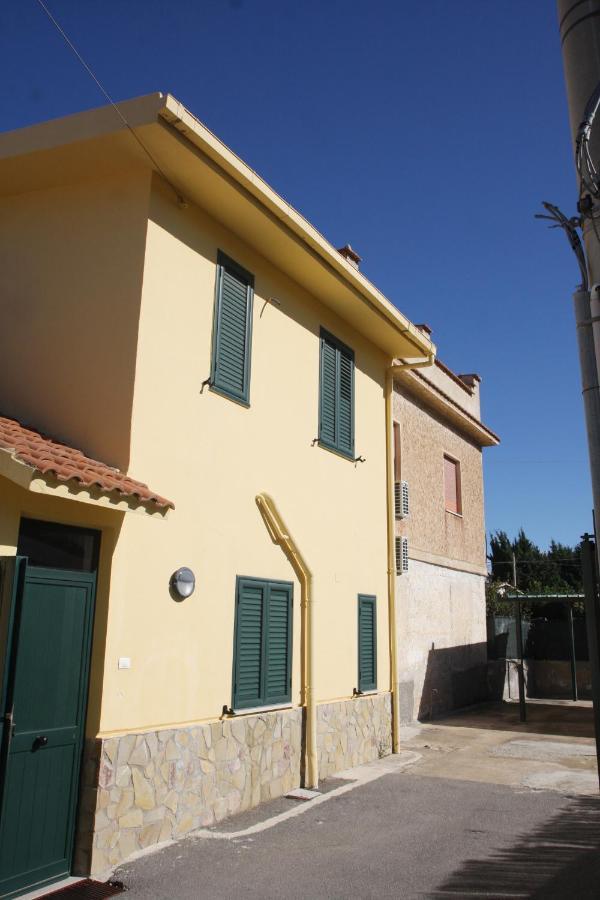 La Casa Gialla Trabia Buitenkant foto