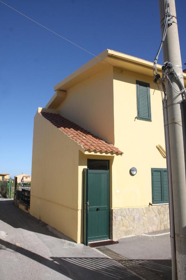 La Casa Gialla Trabia Buitenkant foto