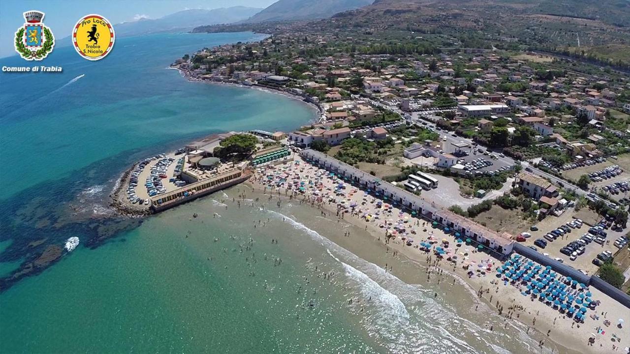 La Casa Gialla Trabia Buitenkant foto