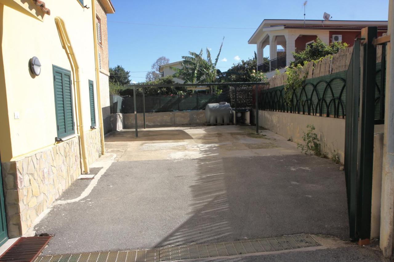 La Casa Gialla Trabia Buitenkant foto