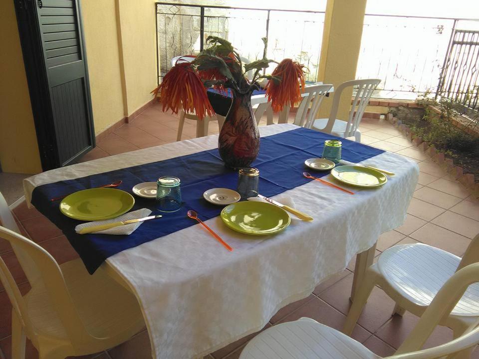 La Casa Gialla Trabia Buitenkant foto